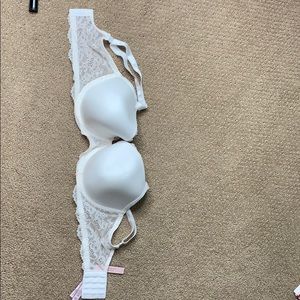 Victoria’s Secret bra